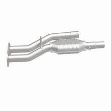 Load image into Gallery viewer, MagnaFlow Direct Fit Catalytic Converter 98 GM Truck 5.7L