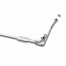 Load image into Gallery viewer, MagnaFlow Direct Fit Catalytic Converter Chevrolet/GMC 1500 1/2 Ton