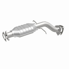 Load image into Gallery viewer, MagnaFlow Direct Fit Catalytic Converter 96-99 Blazer/Jimmy 4.3L
