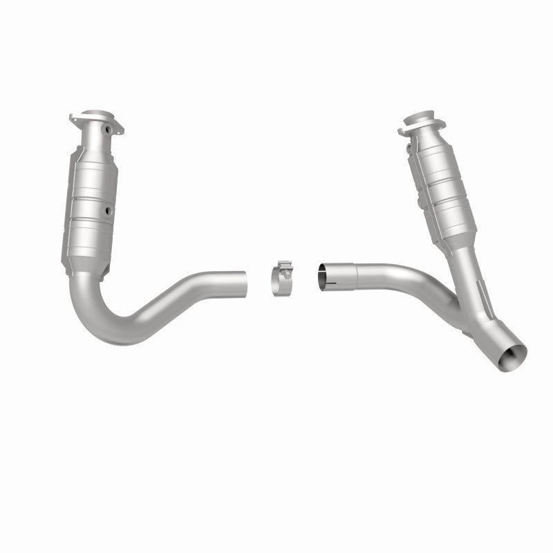 MagnaFlow Direct Fit Catalytic Converter 2008 Chrysler Aspen 4.7L/Dodge Durango 4.7L 2WD