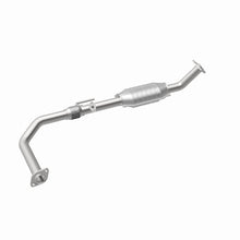 Load image into Gallery viewer, MagnaFlow Direct Fit Catalytic Converter 00-04 Toyota Tundra V8 4.7L Gas