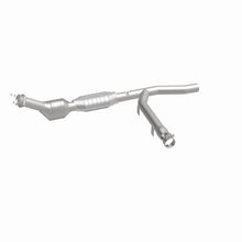 Load image into Gallery viewer, MagnaFlow Direct Fit Catalytic Converter 97-98 Ford Trucks 4.2L