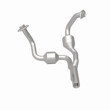 Load image into Gallery viewer, MagnaFlow Direct Fit Catalytic Converter 04 Jeep Grand Cherokee 4.7L
