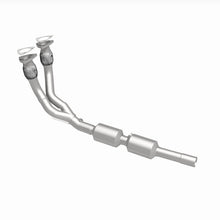 Load image into Gallery viewer, MagnaFlow Direct Fit Catalytic Converter 02-05 Golf 2.8L Underbody