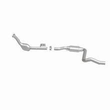 Load image into Gallery viewer, MagnaFlow Direct Fit Catalytic Converter 2003 ML350 3.7L Underbody