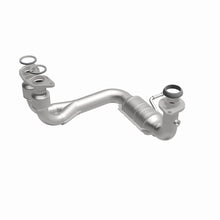 Load image into Gallery viewer, MagnaFlow Direct Fit Catalytic Converter OEM Grade 00-05 Toyota MR2 Spyder 1.8L Rear