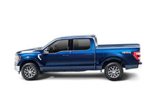 Load image into Gallery viewer, UnderCover 2021 Ford F-150 Crew Cab 5.5ft Elite LX Bed Cover - Iconic Silver - GTR Auto