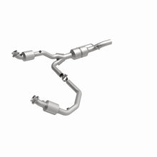 Load image into Gallery viewer, MagnaFlow Direct Fit Catalytic Converter Dodge 01-02 Ram 1500/2500/3500 Van 5.9L