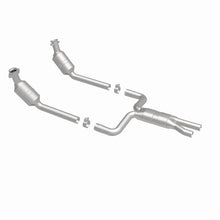 Load image into Gallery viewer, MagnaFlow Direct Fit Catalytic Converter 2003 THUNDERBIRD 3.9L Underbody