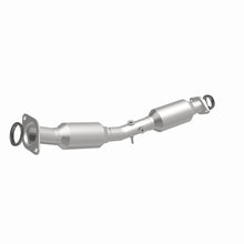 Load image into Gallery viewer, MagnaFlow Direct Fit Catalytic Converter OEM 2013-2017 Nissan Sentra Underbody