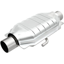 Load image into Gallery viewer, MagnaFlow Universal Catalytic Converter 2.5in Inlet 2.5in Outlet 16in Length 6.375in Width