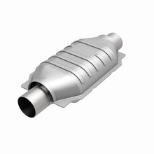 Load image into Gallery viewer, MagnaFlow Universal Catalytic Converter 2.5 FED