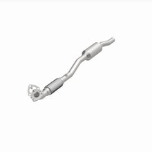 Load image into Gallery viewer, MagnaFlow Direct Fit Catalytic Converter 2008 Astra L4 1.8 OEM Underbody
