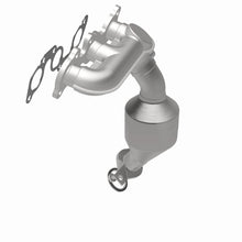 Load image into Gallery viewer, MagnaFlow Direct Fit Catalytic Converter 04-06 Toyota Sienna 3.3L