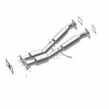 Load image into Gallery viewer, MagnaFlow Direct Fit Catalytic Converter 2008-2012 LR2 3.2 L Underbody