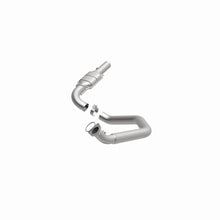 Load image into Gallery viewer, MagnaFlow Direct Fit Catalytic Converter 03-09 GM 2500/3500 Driver Side