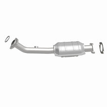 Load image into Gallery viewer, MagnaFlow Direct Fit Catalytic Converter 01-04 Pathfinder Driver Side Rear
