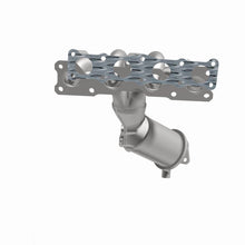 Load image into Gallery viewer, MagnaFlow Direct Fit Catalytic Converter 08-09 Kia Optima 2.4L Manifold