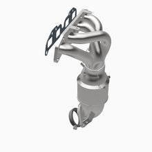 Load image into Gallery viewer, MagnaFlow Direct Fit Catalytic Converter 02-06 Sentra 2.5L OEM