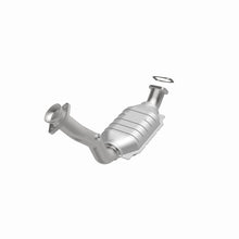 Load image into Gallery viewer, MagnaFlow Direct Fit Catalytic Converter 97-01 Explorer-Mountaineer