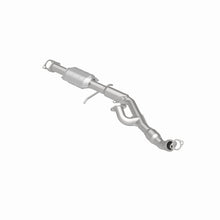 Load image into Gallery viewer, MagnaFlow Direct Fit Catalytic Converter 02-05 Hyundai Sonata 2.7L