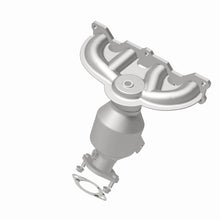 Load image into Gallery viewer, MagnaFlow Direct Fit Catalytic Converter 11-15 Kia Sportage OEM Manifold