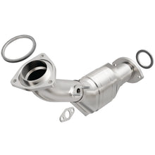 Load image into Gallery viewer, MagnaFlow Direct Fit Catalytic Converter 02-04 Tacoma 3.4L front 50S