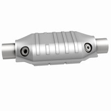 Load image into Gallery viewer, MagnaFlow Universal Catalytic Converter 2.5 Dual O2 Boss