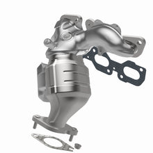 Load image into Gallery viewer, MagnaFlow Direct Fit Catalytic Converter 01-04 Escape 3.0 rear manif