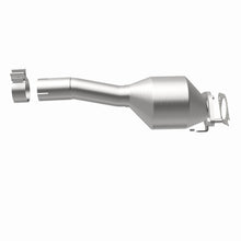 Load image into Gallery viewer, MagnaFlow Direct Fit Catalytic Converter 2010-2013 TRANSIT CONNECT 2.0 L Underbody