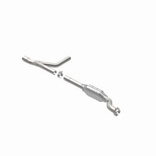 Load image into Gallery viewer, MagnaFlow Direct Fit Catalytic Converter 04-05 Dodge Ram 1500 Pickup 5.7L P/S