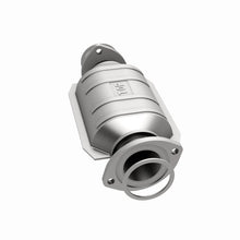 Load image into Gallery viewer, MagnaFlow Direct Fit Catalytic Converter 95-97 Toyota Land Cruiser 4.5L