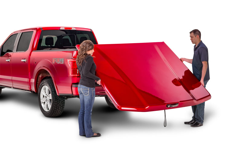 UnderCover 16-17 Chevy Silverado 1500 6.5ft Elite LX Bed Cover - Limited Edition Crimson Red UC1128L-G1E