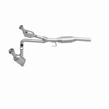 Load image into Gallery viewer, MagnaFlow Direct Fit Catalytic Converter 00-03 Dodge Dakota 3.9L