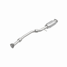 Load image into Gallery viewer, MagnaFlow Direct Fit Catalytic Converter 99-02 Lanos 1.6 rear OEM