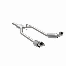 Load image into Gallery viewer, MagnaFlow Direct Fit Catalytic Converter 96-97 Mercury Cougar 3.8L