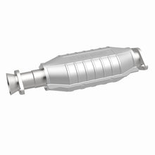 Load image into Gallery viewer, MagnaFlow Direct Fit Catalytic Converter 94-97 Montero 3.5L rear 49S