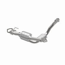 Load image into Gallery viewer, MagnaFlow Direct Fit Catalytic Converter 04 Ranger/Bser 3.0 Front 50S