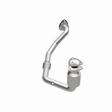Load image into Gallery viewer, MagnaFlow Direct Fit Catalytic Converter 00-03 Saturn LS Series/LW Series 3.0L Front (49 State)