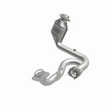 Load image into Gallery viewer, MagnaFlow Direct Fit Catalytic Converter 00-03 Ford Taurus 3.0L
