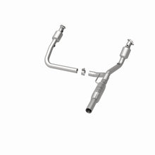 Load image into Gallery viewer, MagnaFlow Direct Fit Catalytic Converter 94-99 Ram 1500/2500