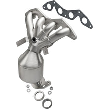 Load image into Gallery viewer, MagnaFlow Direct Fit Catalytic Converter Honda 00-05 Civic 1.7L