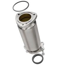 Load image into Gallery viewer, MagnaFlow Direct Fit Catalytic Converter 06-09 Pontiac Solstice 2.4L/07-09 Saturn Sky 2.4L