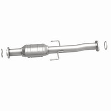 Load image into Gallery viewer, MagnaFlow Direct Fit Catalytic Converter 02-03 Toyota Tacoma 2.4L