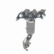 Load image into Gallery viewer, MagnaFlow DF Cat Conv 07-11 Chrysler Sebring 2.7L Fr Manifold / 08-10 Dodge Avenger 2.7L Fr Manifold