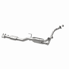 Load image into Gallery viewer, MagnaFlow Direct Fit Catalytic Converter Chevy Astro 00-04 4.3L