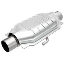 Load image into Gallery viewer, MagnaFlow Universal Catalytic Converter 2.5 W/Air