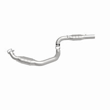 Load image into Gallery viewer, MagnaFlow Direct Fit Catalytic Converter 07-08 Express 2500 4.8L Driver Side