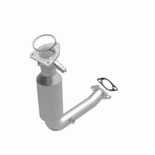 Load image into Gallery viewer, MagnaFlow Direct Fit Catalytic Converter 2000 and 2002 Ford Focus 2.0