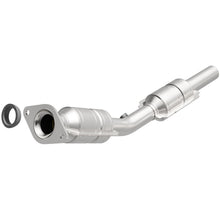 Load image into Gallery viewer, MagnaFlow Direct Fit Catalytic Converter 03-04 Pontiac Vibe 1.8L